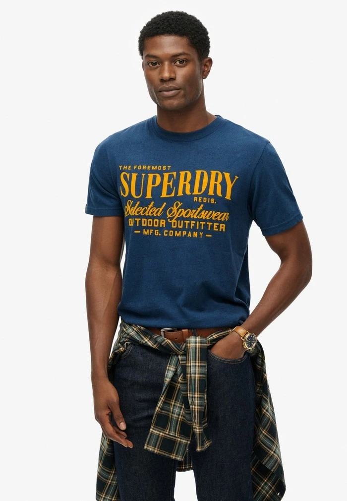 تي شيرت رجالي ونسائي من Superd - مراجعة Streetwear Brand Vintage وسعره